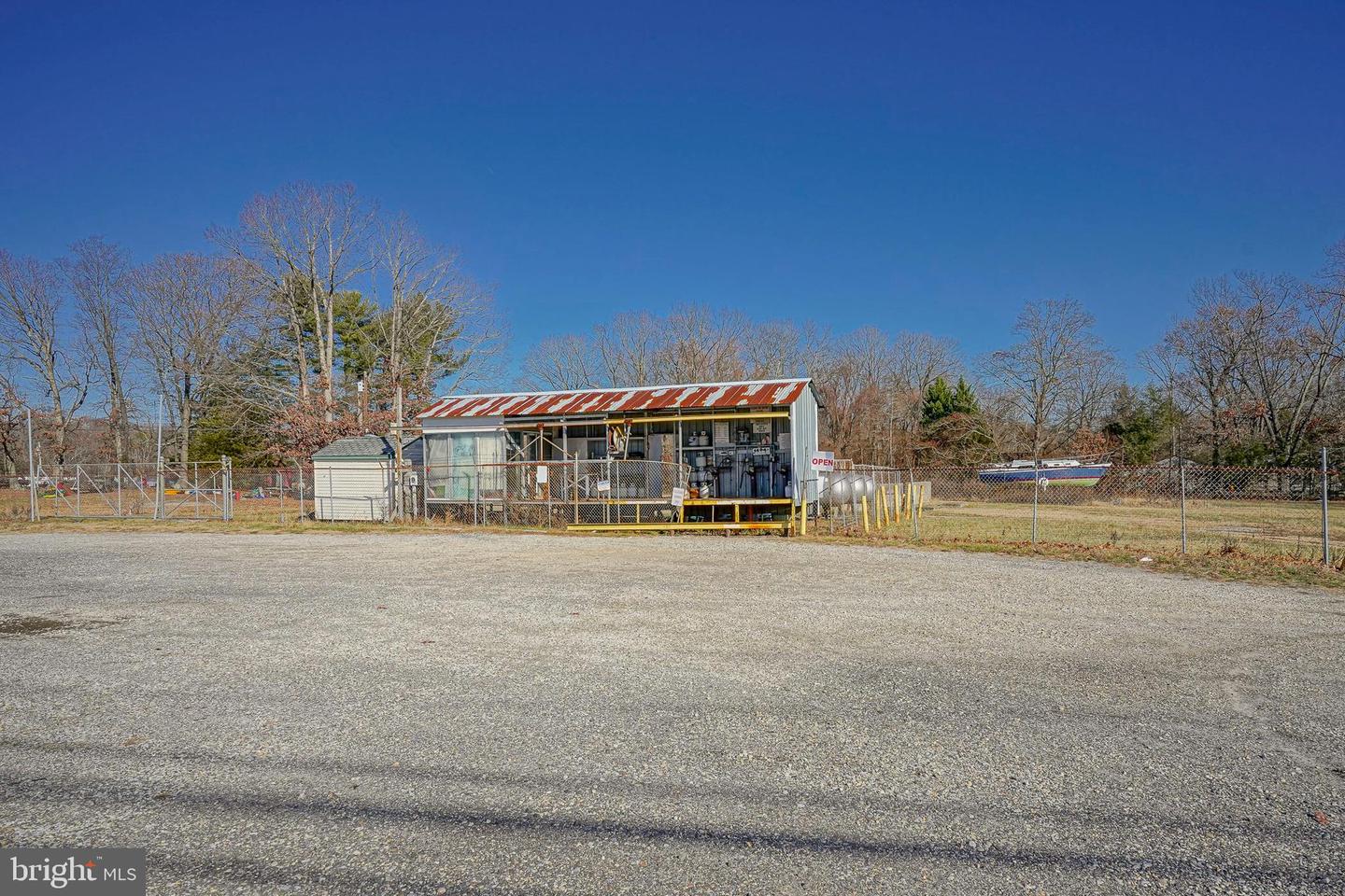 1600 N Black Horse Pk Property Photo 12