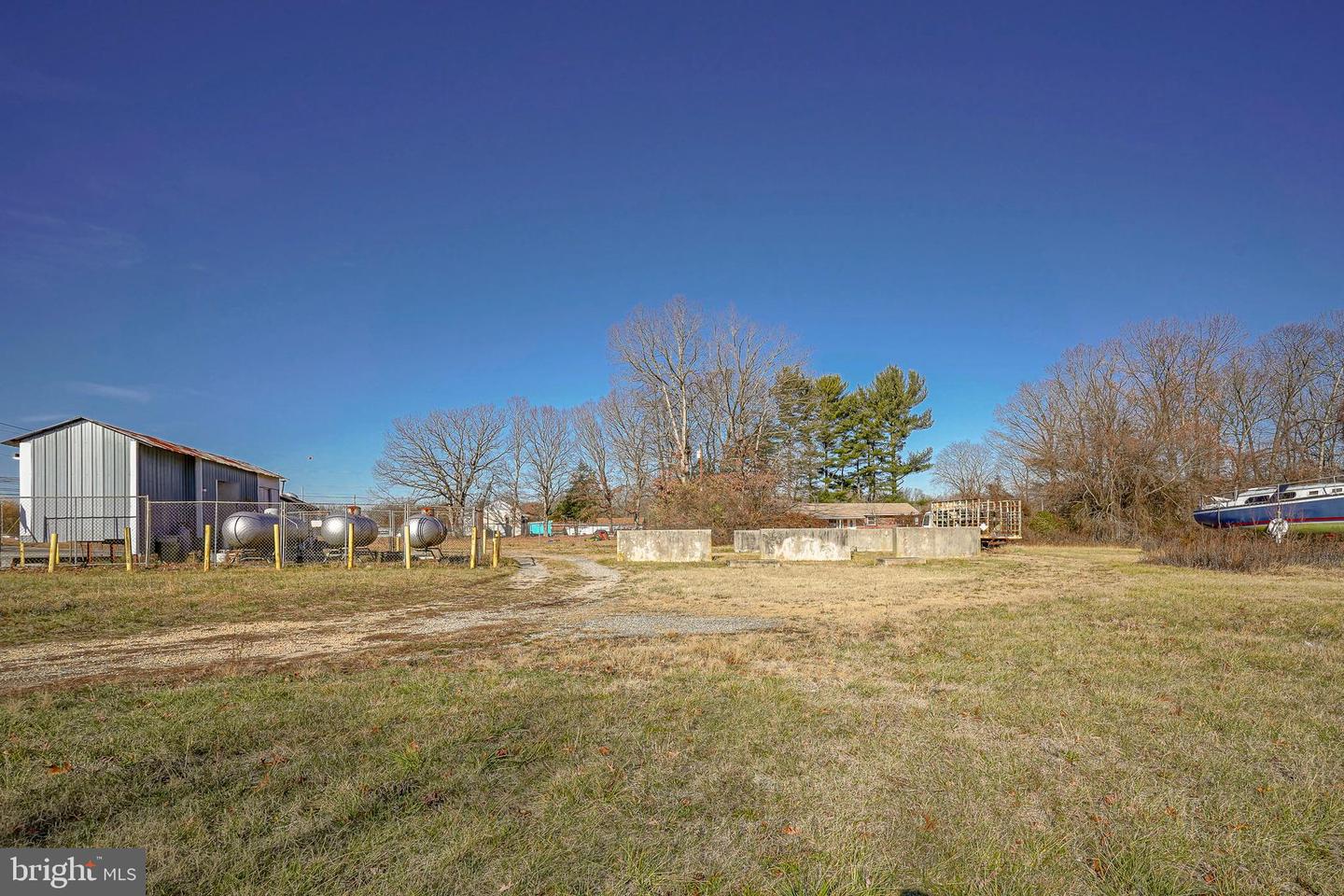 1600 N Black Horse Pk Property Photo 14