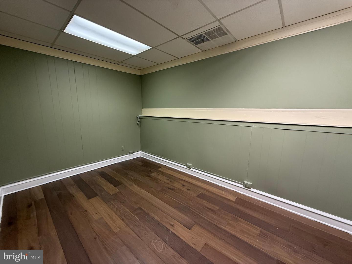 52 N Broad St Property Photo 16