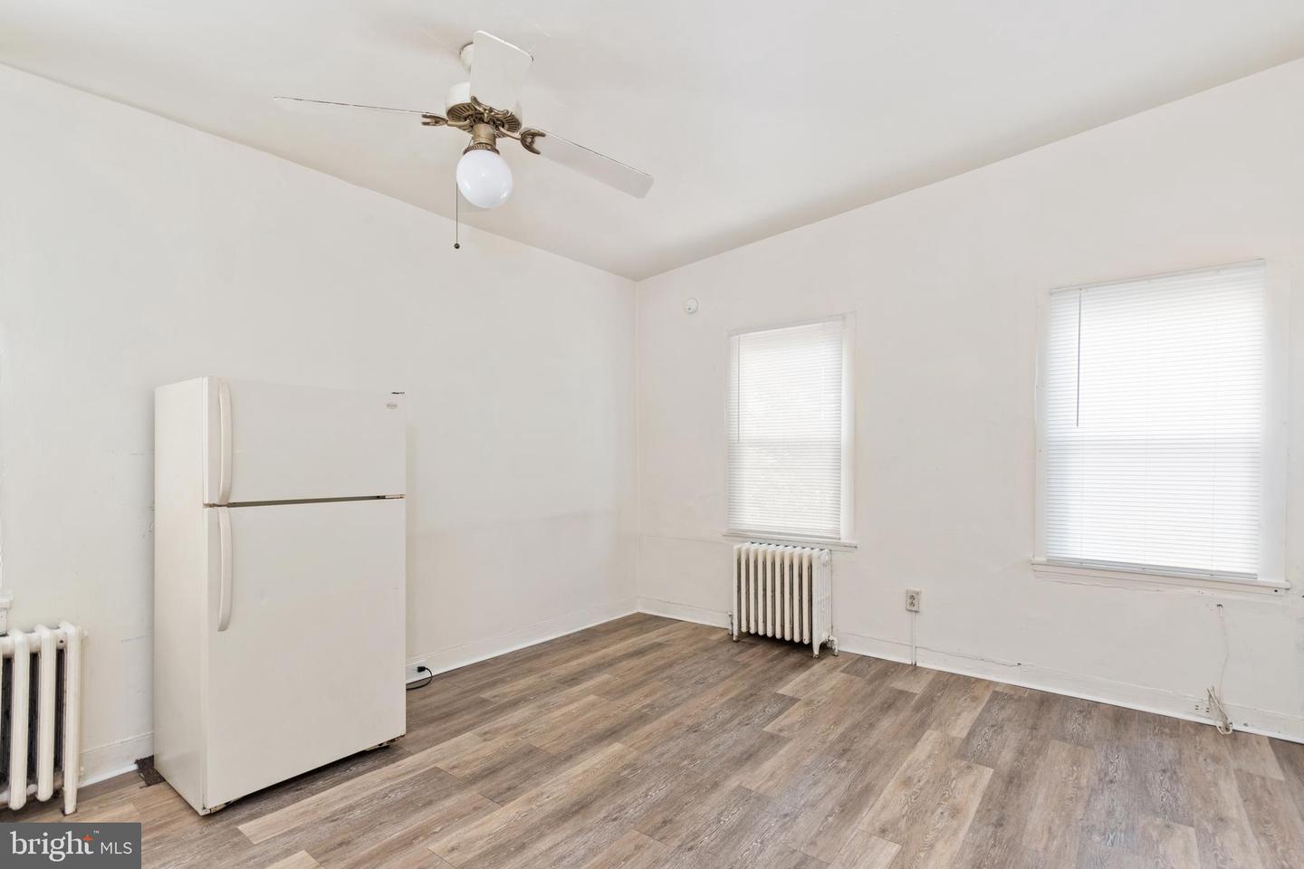 867 Cooper St Property Photo 26