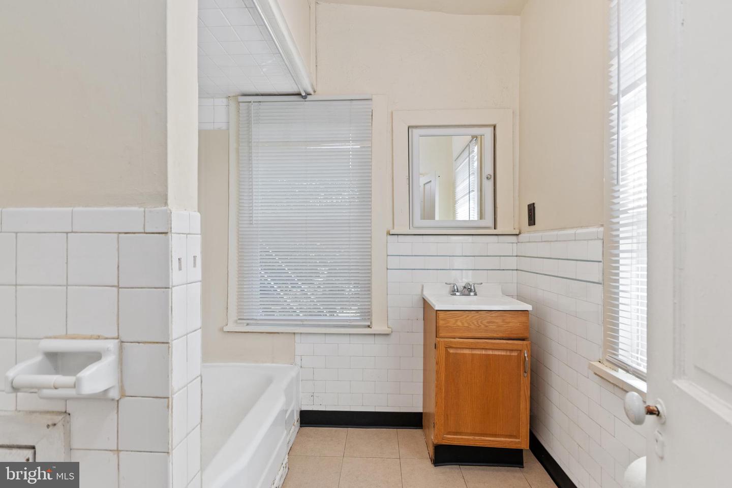 867 Cooper St Property Photo 30