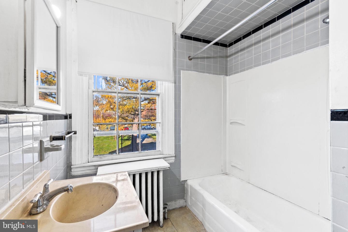 867 Cooper St Property Photo 32