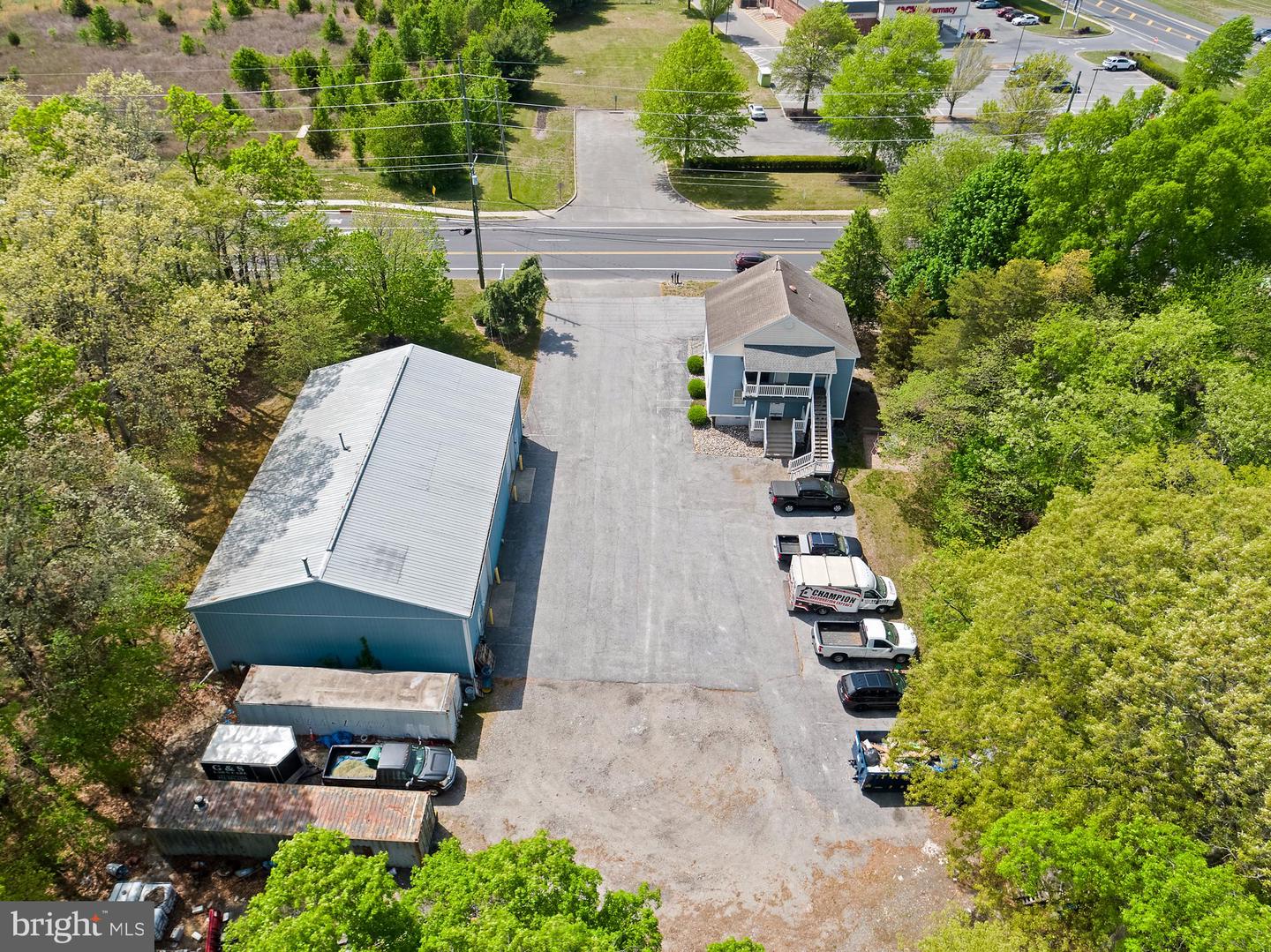 2922 Fries Mill Rd Property Photo 11