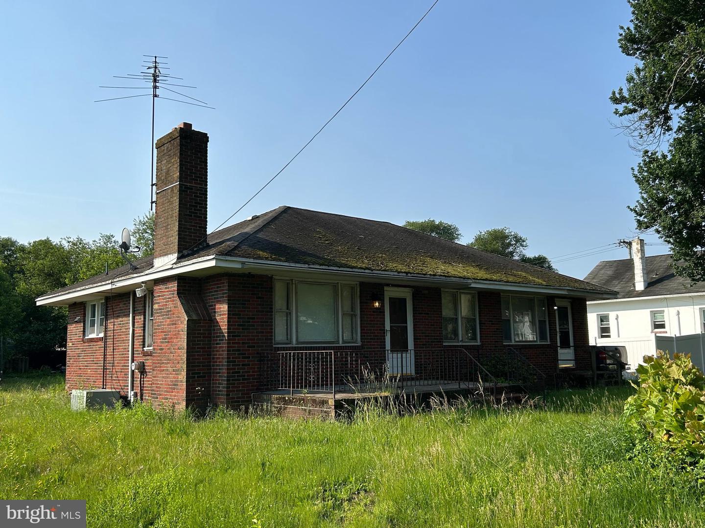 131 ANDALORO WAY