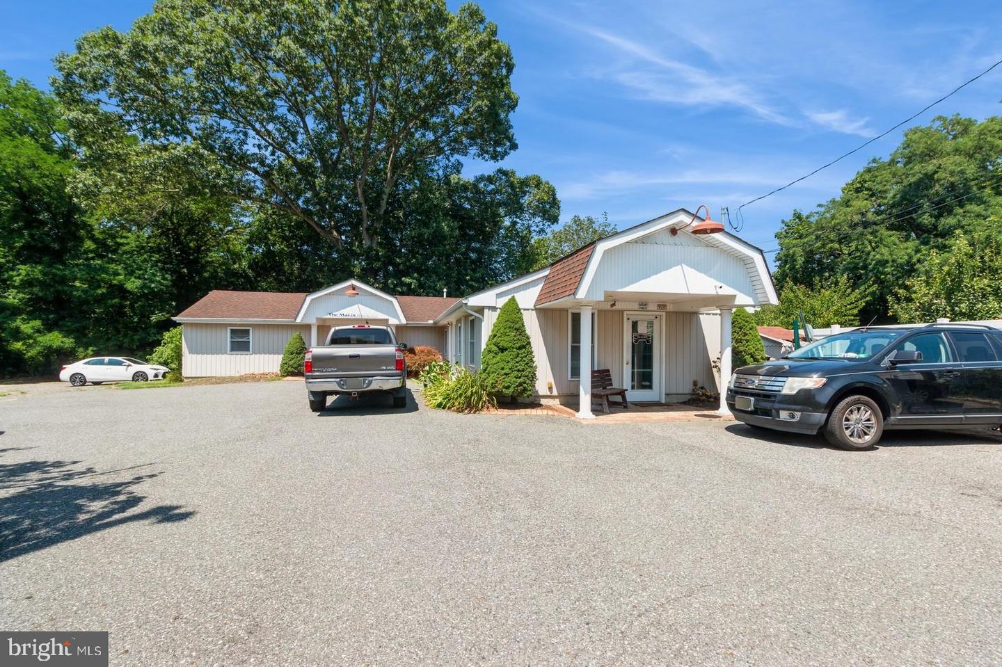 523 Delsea Dr Property Photo 1