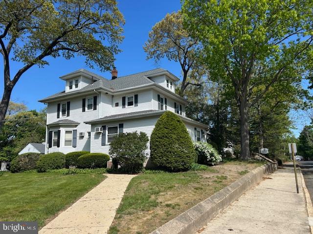 302 Montgomery Ave Property Photo 1