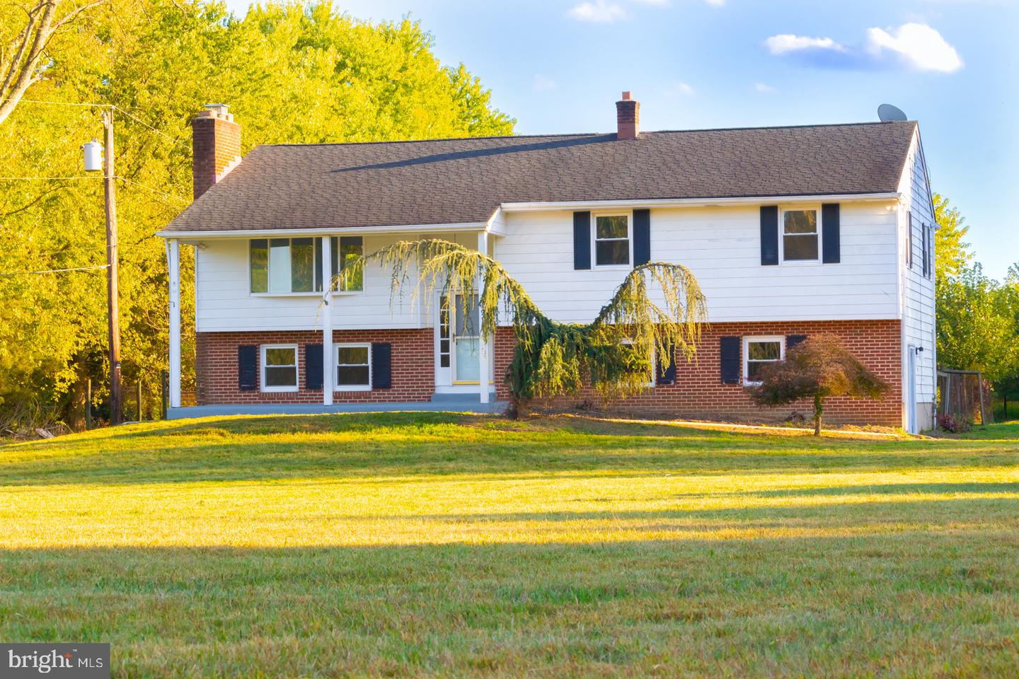 197 Cedar Grove Rd Property Photo 2