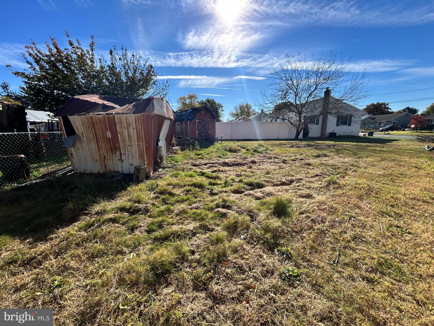 24 W Lois Dr Property Photo 4