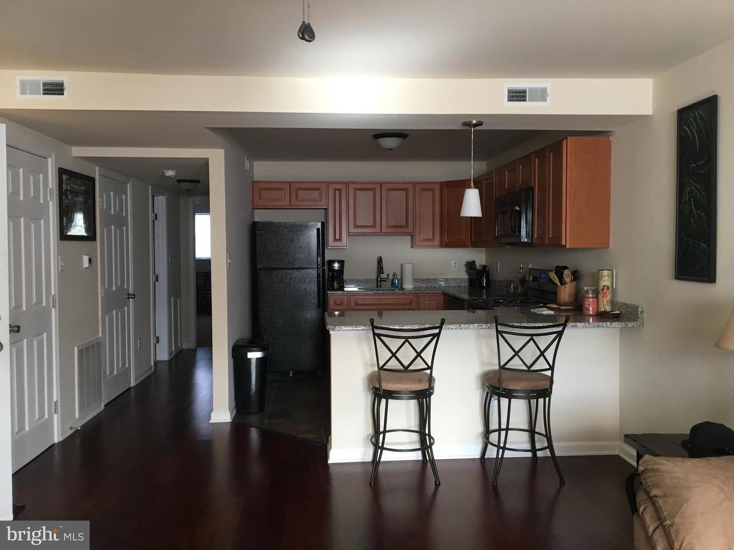 1 PENNSYLVANIA RD #8 Property Photo 1