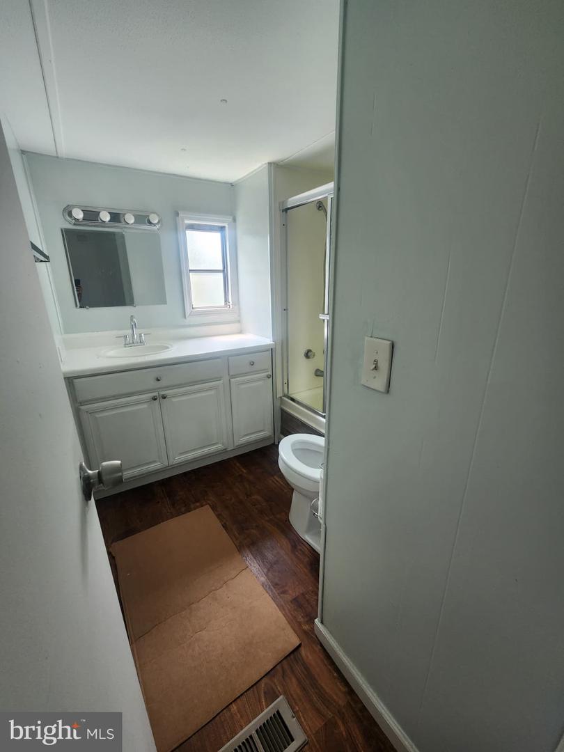 107 Nevada Ave Property Photo 13