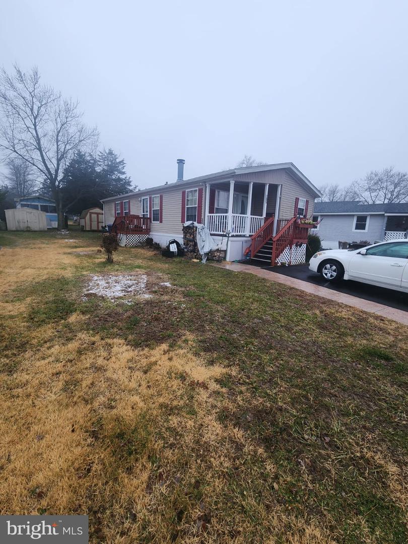 305 Texas Ave Property Photo 1