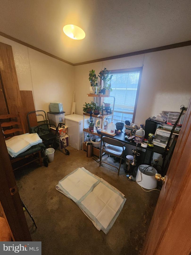 305 Texas Ave Property Photo 12