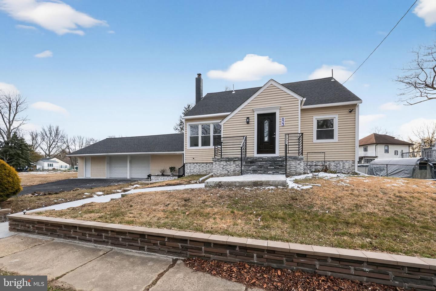 823 New Jersey Property Photo 1