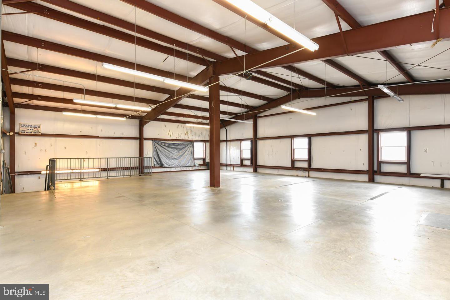26 State St Property Photo 4