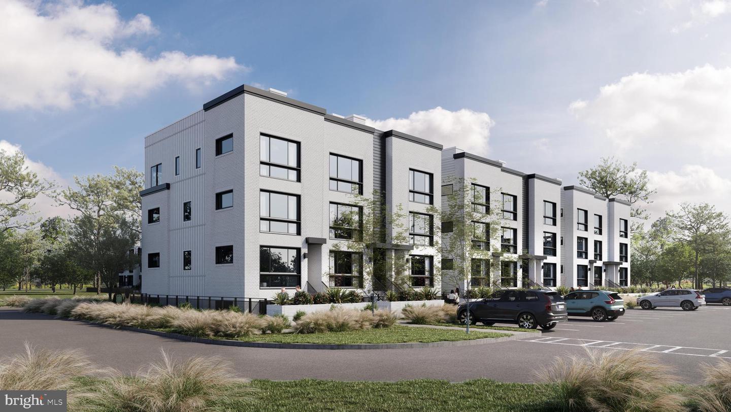13 S Academy St #d Property Photo 2