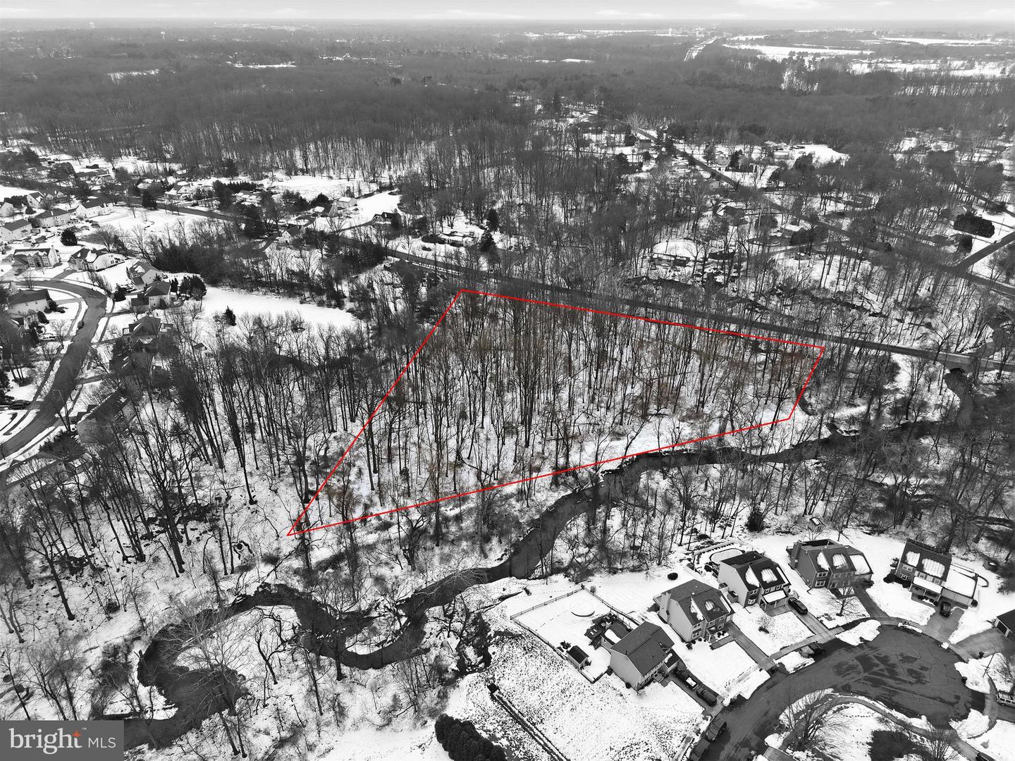 449 Tylers Mill Rd Property Photo 3
