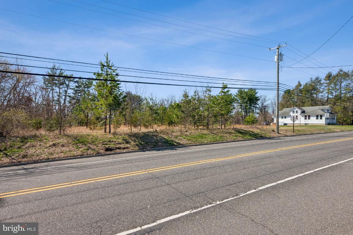 1759 Glassboro Property Photo 4