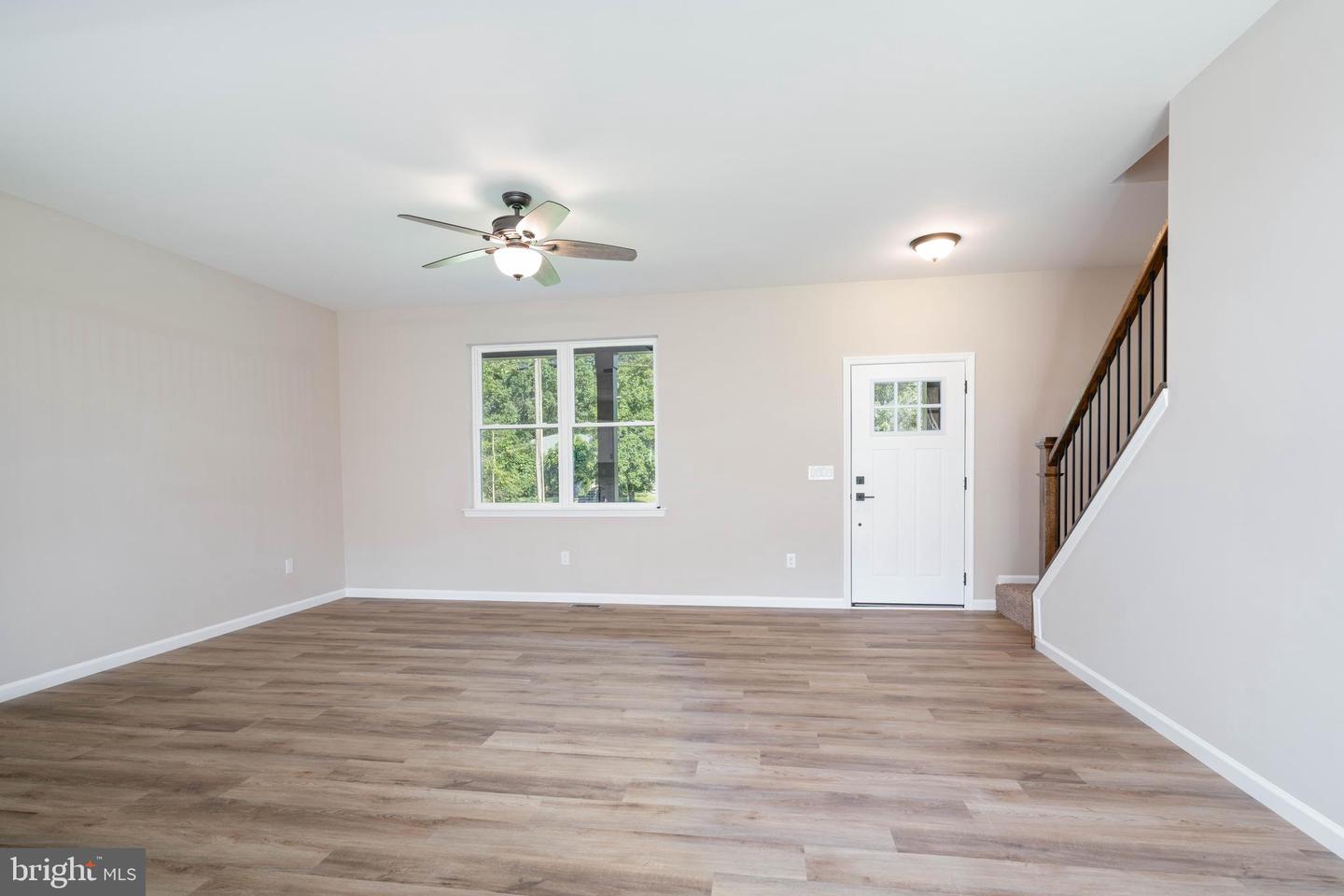 0 N Pearl Property Photo 2