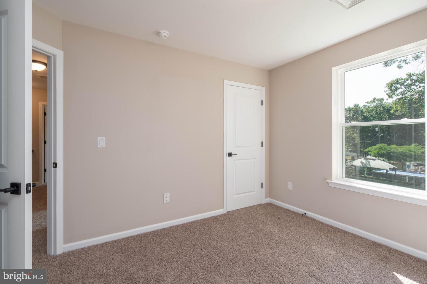 0 N Pearl Property Photo 21
