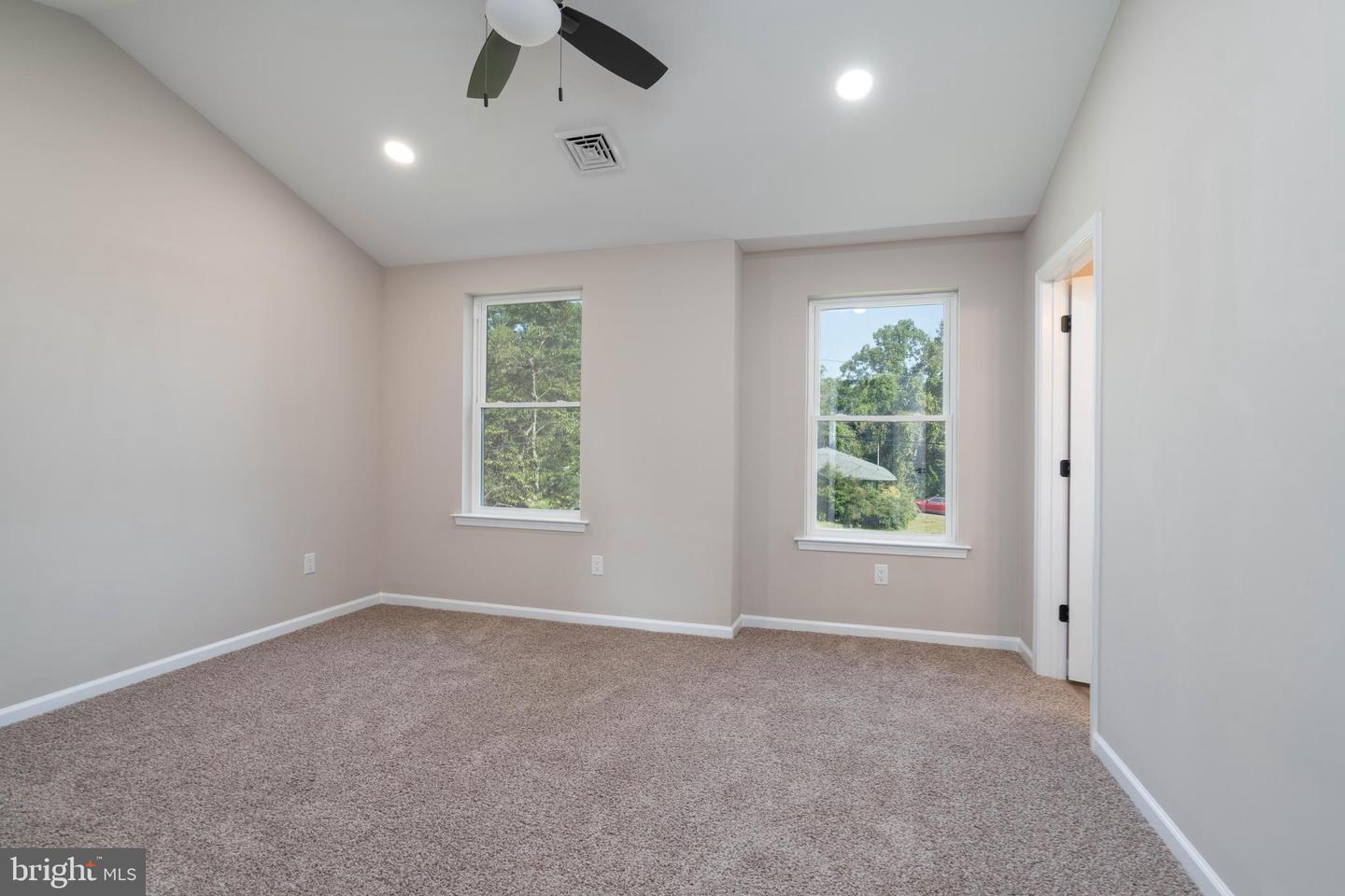 0 N Pearl Property Photo 22