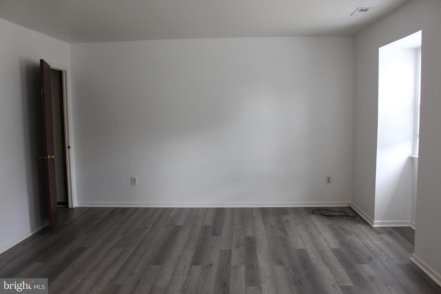 26 Deedre Ln Property Photo 2