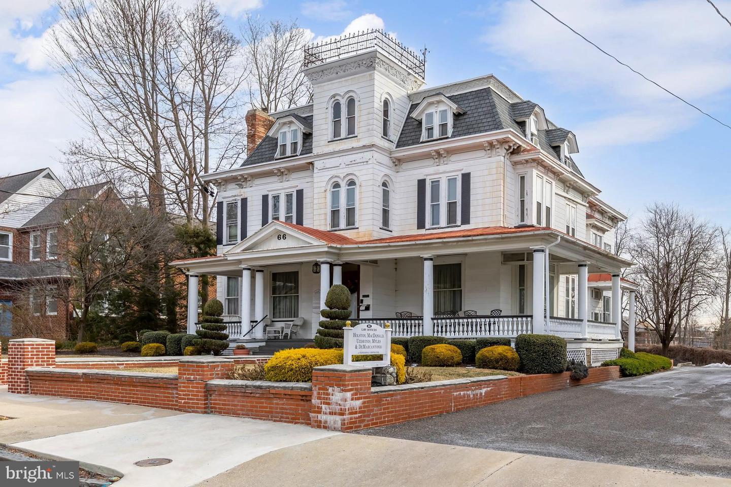 66 Euclid St Property Photo 1