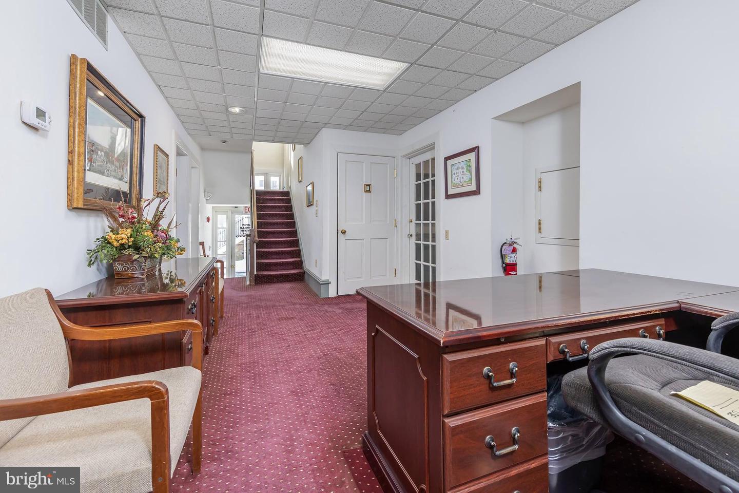 66 Euclid St Property Photo 6