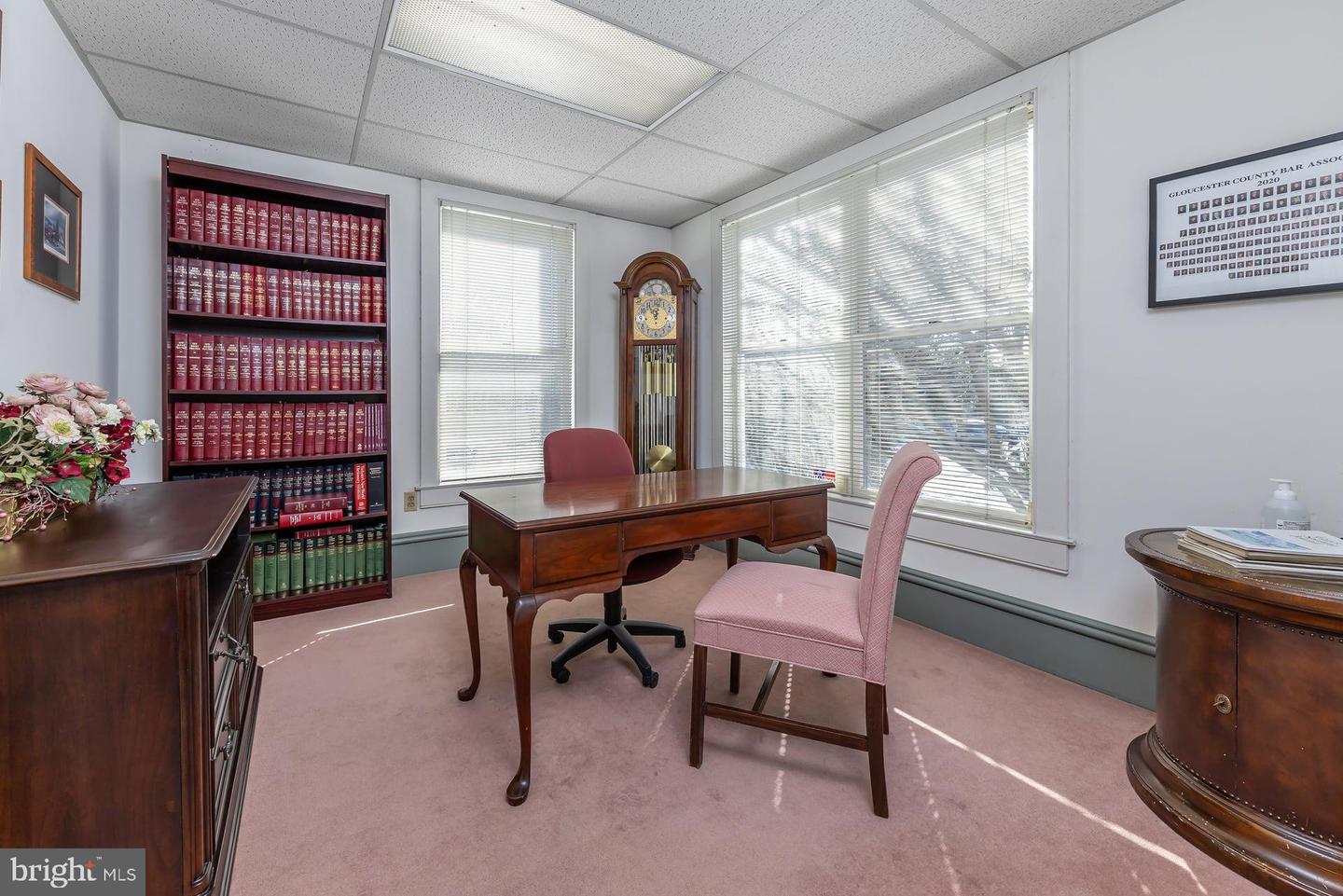 66 Euclid St Property Photo 10