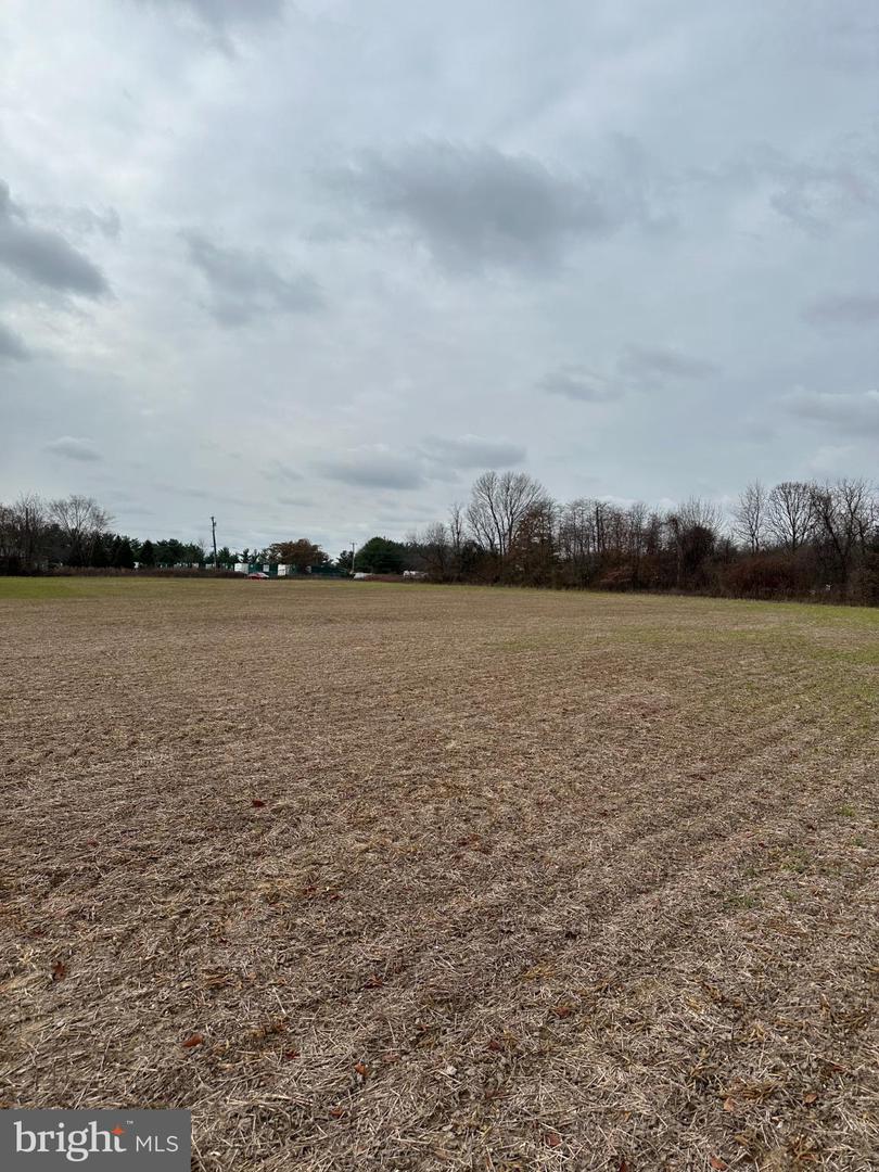 155 Rulon Rd Property Photo 3