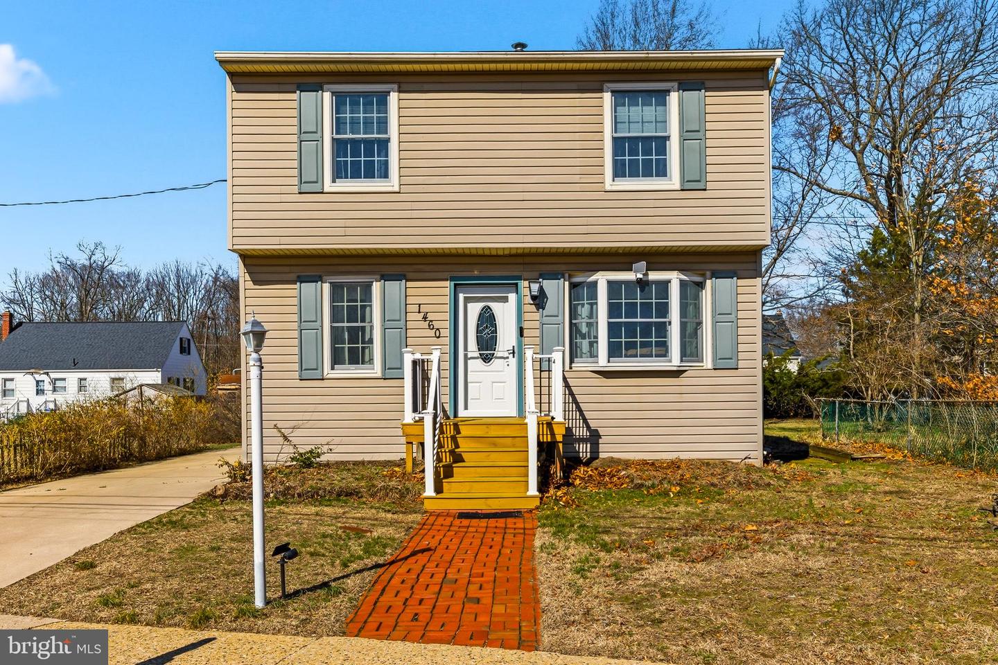 1460 Victory Property Photo 1