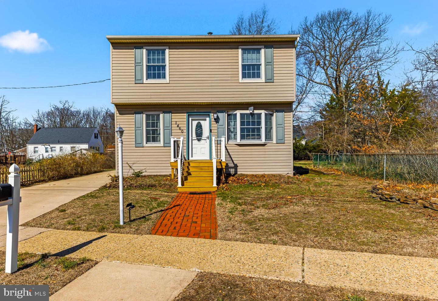 1460 Victory Property Photo 2