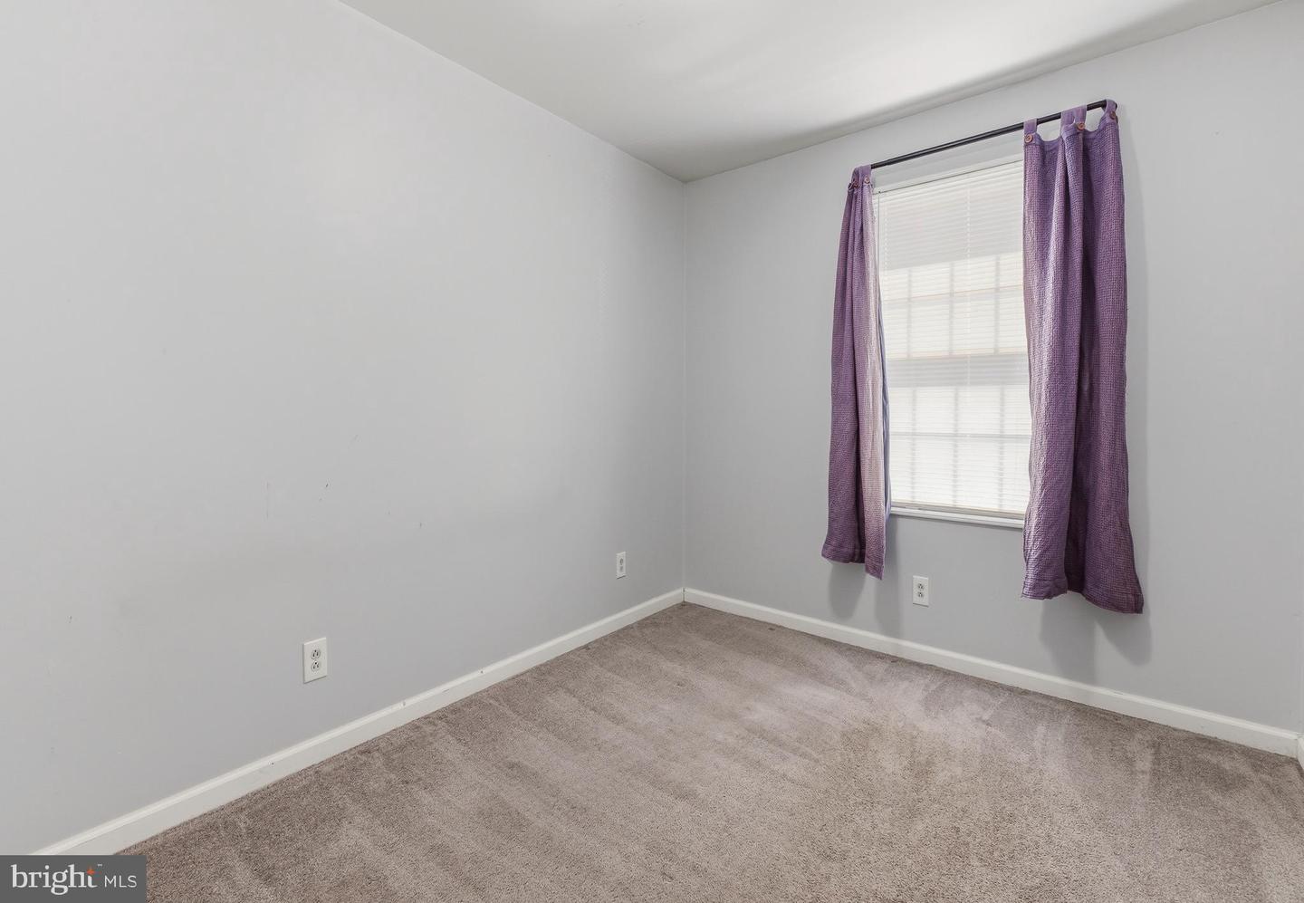 1460 Victory Property Photo 18