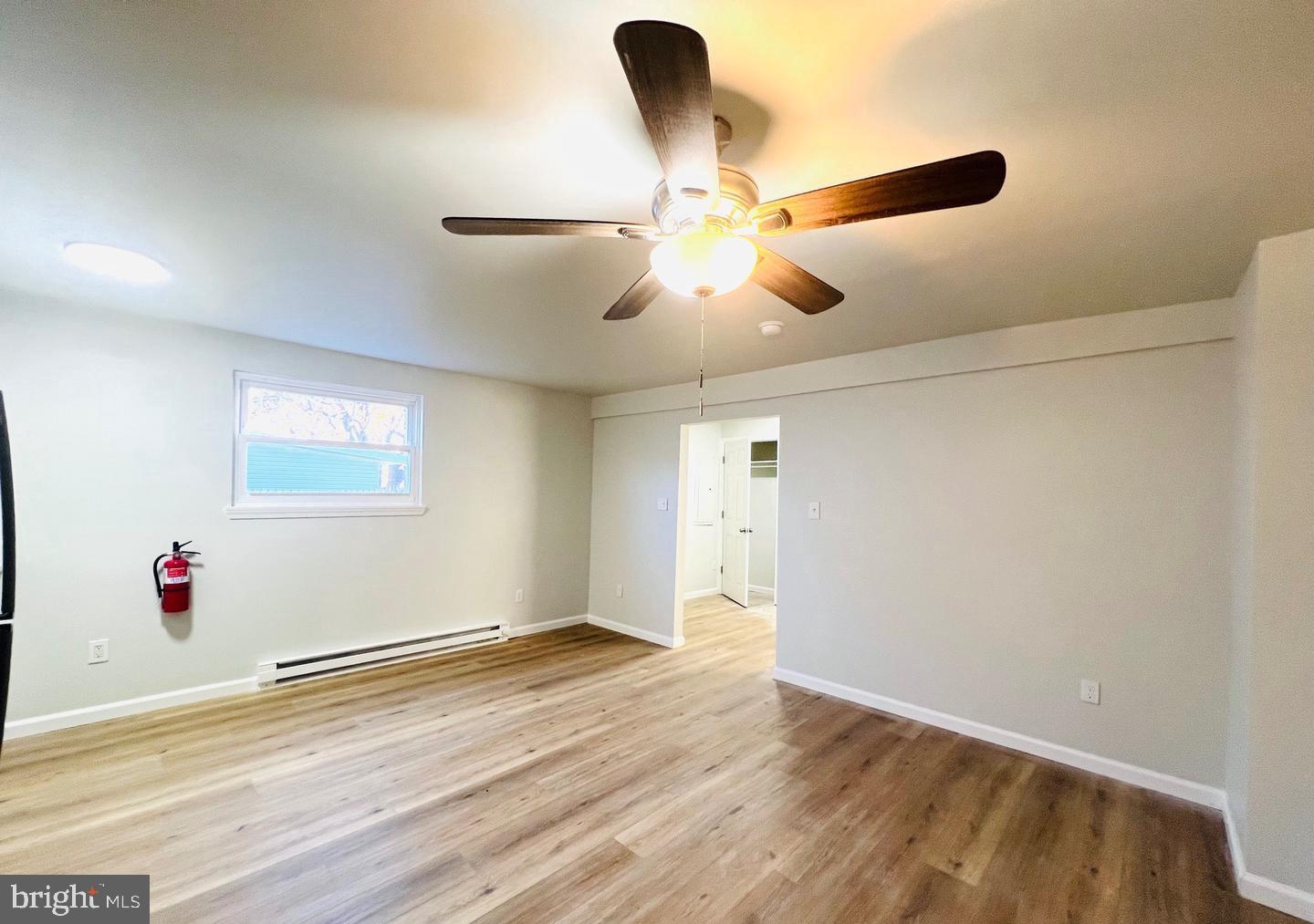 401 Bluebell Rd #b Property Photo 3