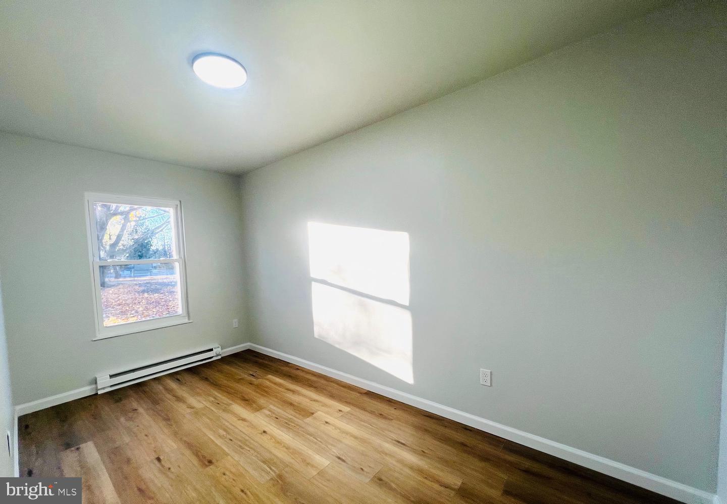 401 Bluebell Rd #b Property Photo 8