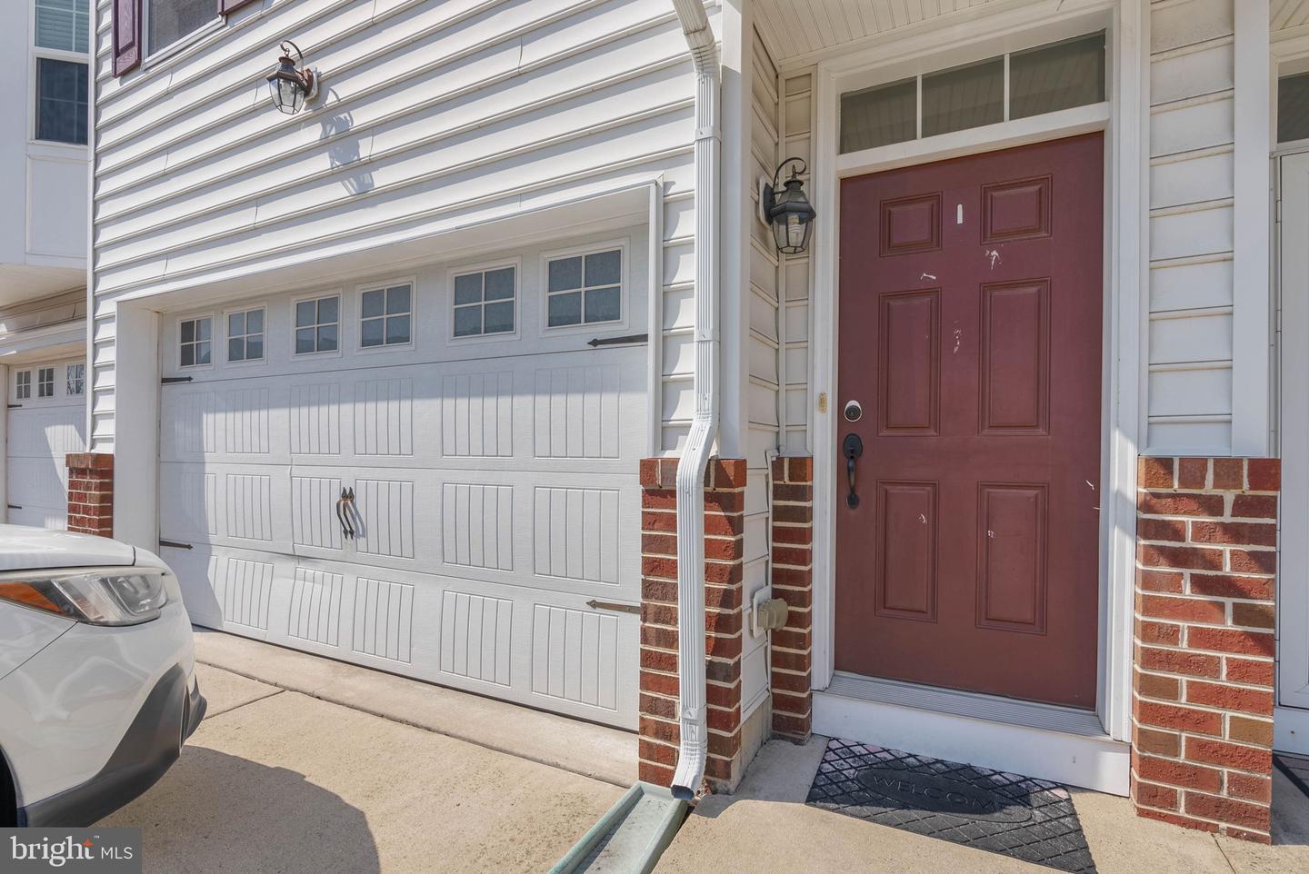 517 Boxwood Ln Property Photo 1
