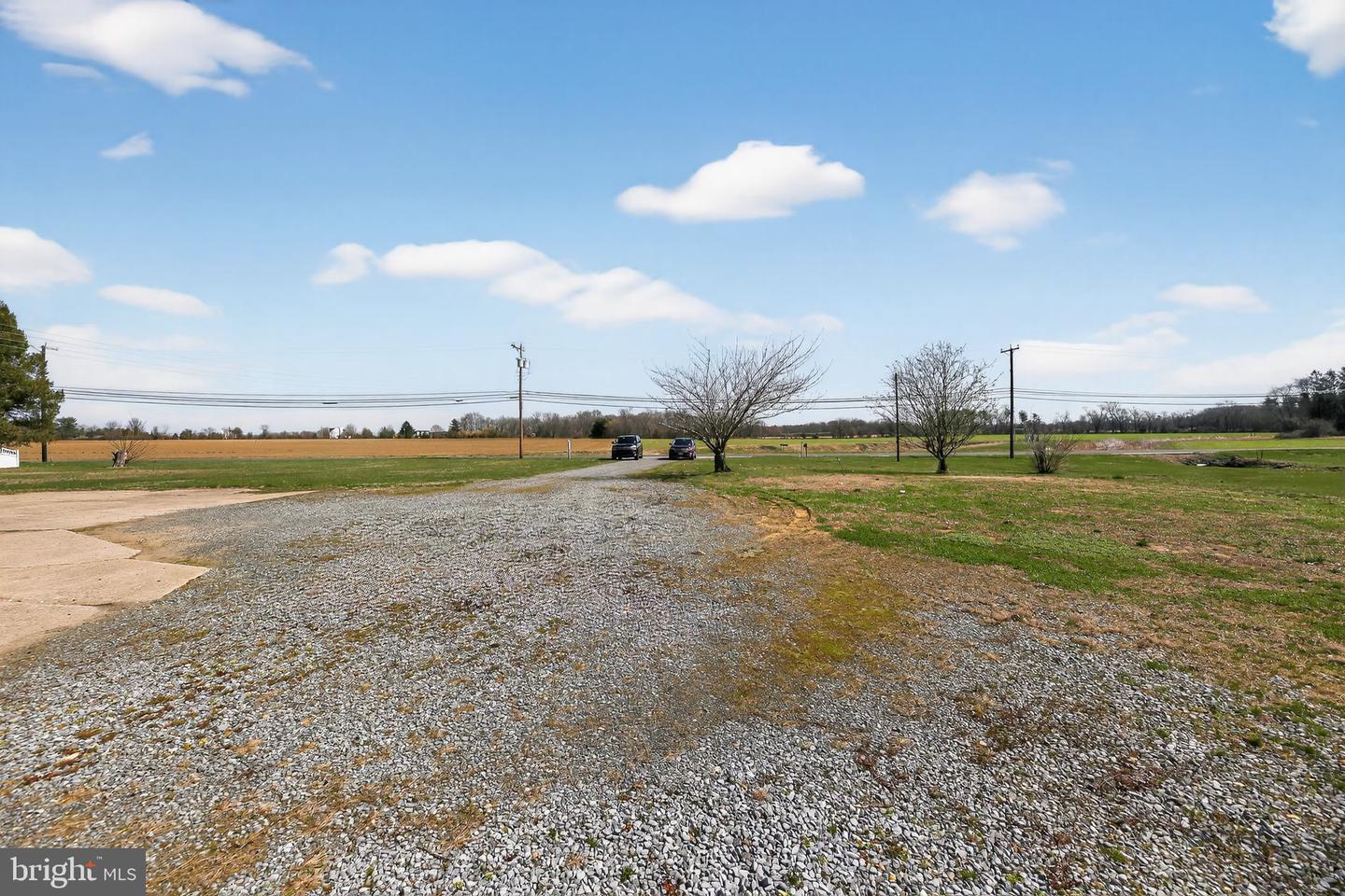 305 Wolfert Station Rd Property Photo 13
