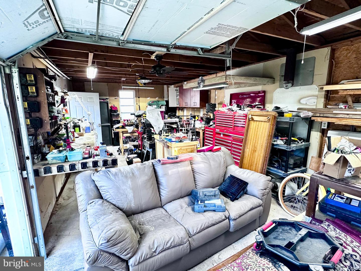 212 N Vine St Property Photo 22