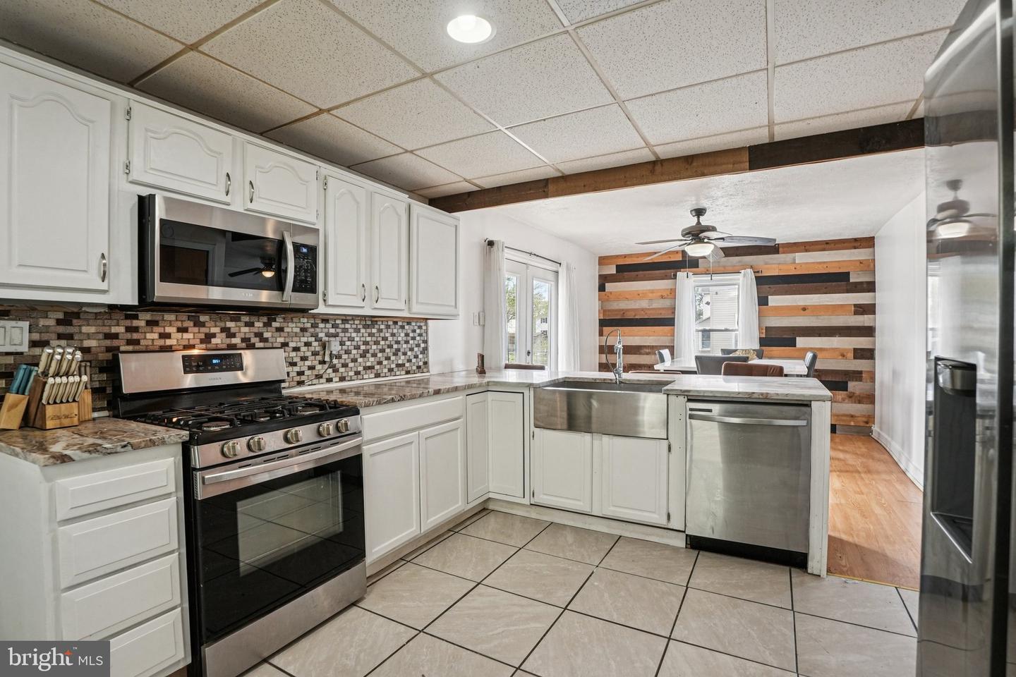 1013 N Chestnut St Property Photo 18