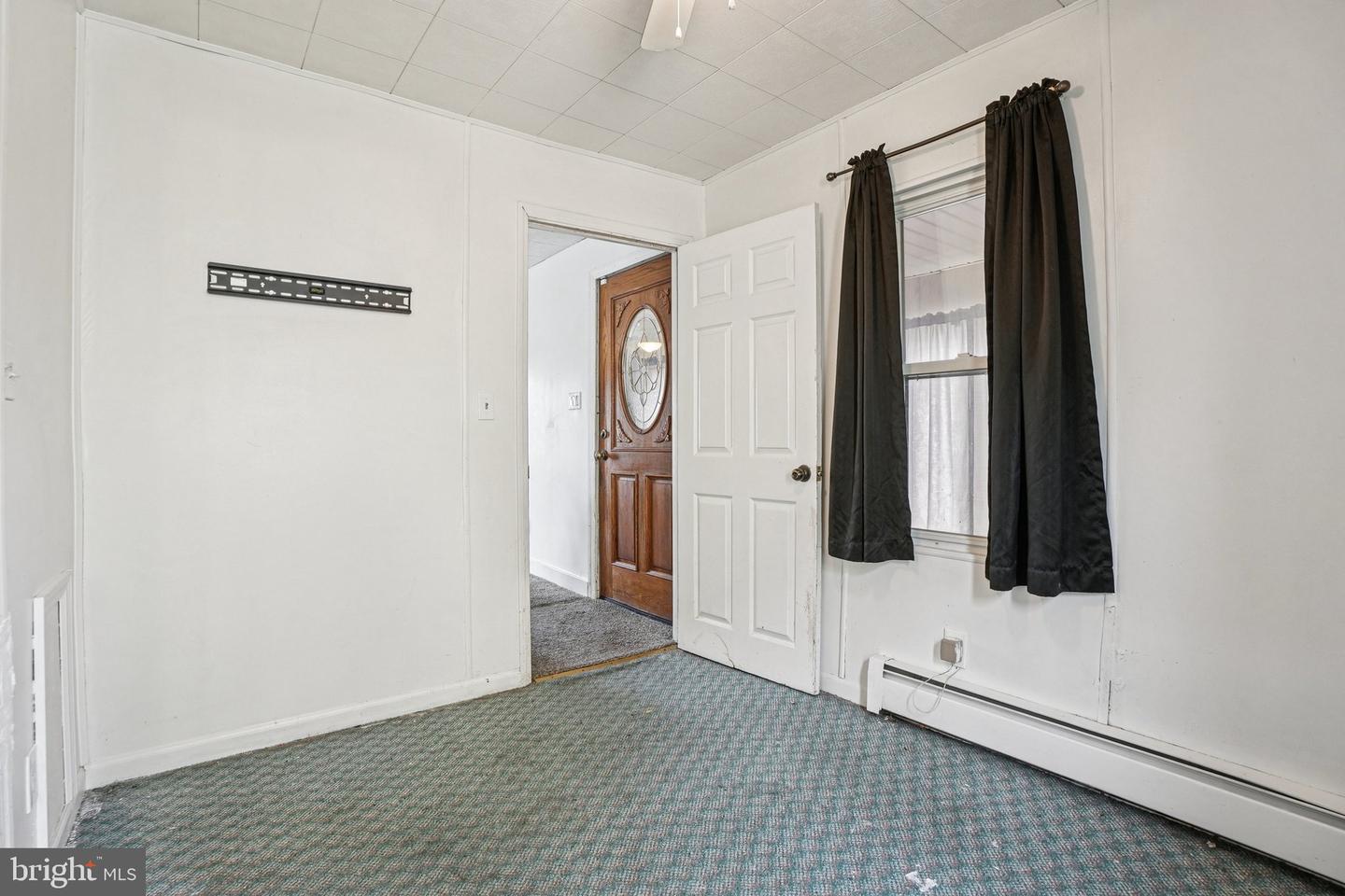 1013 N Chestnut St Property Photo 21
