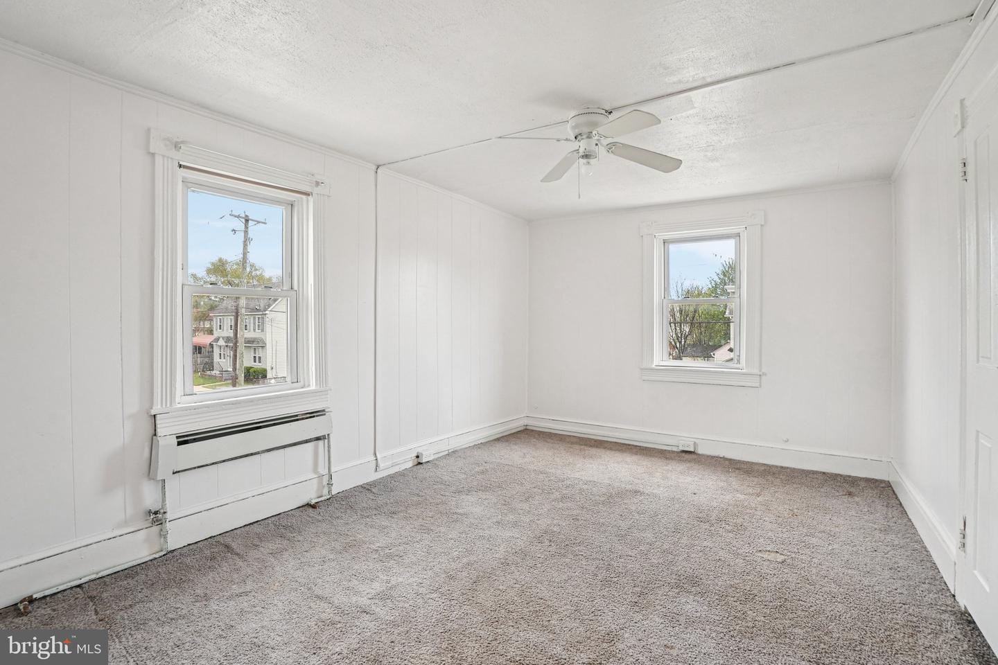 1013 N Chestnut St Property Photo 31