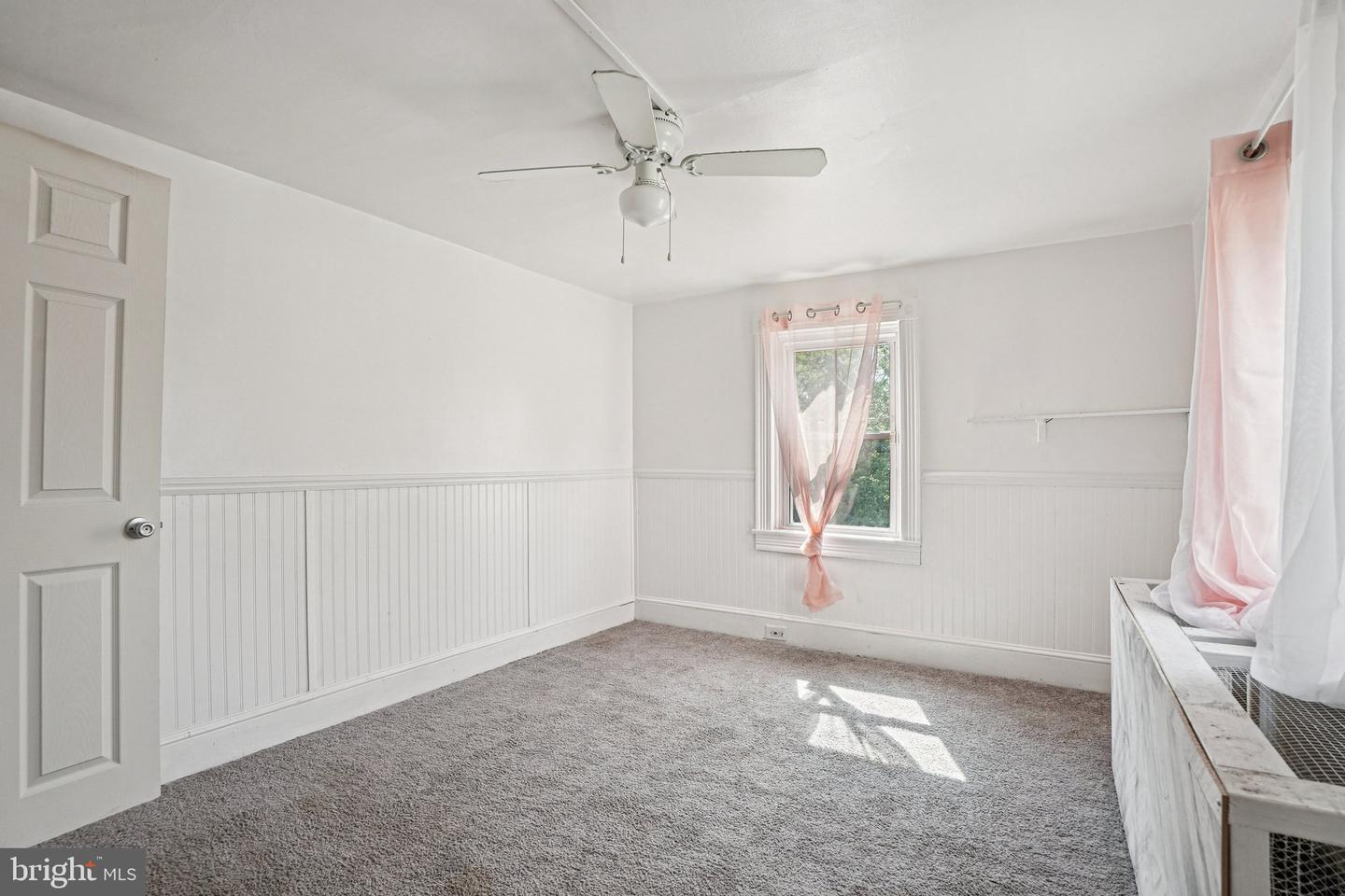 1013 N Chestnut St Property Photo 37