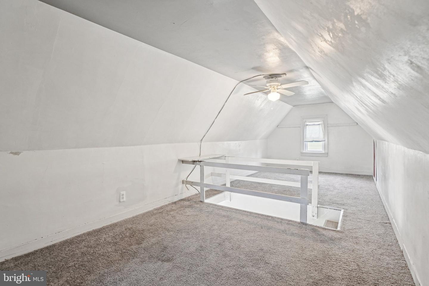 1013 N Chestnut St Property Photo 43