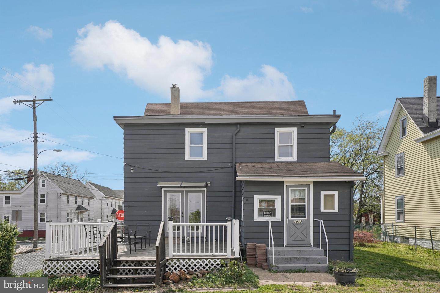 1013 N Chestnut St Property Photo 45