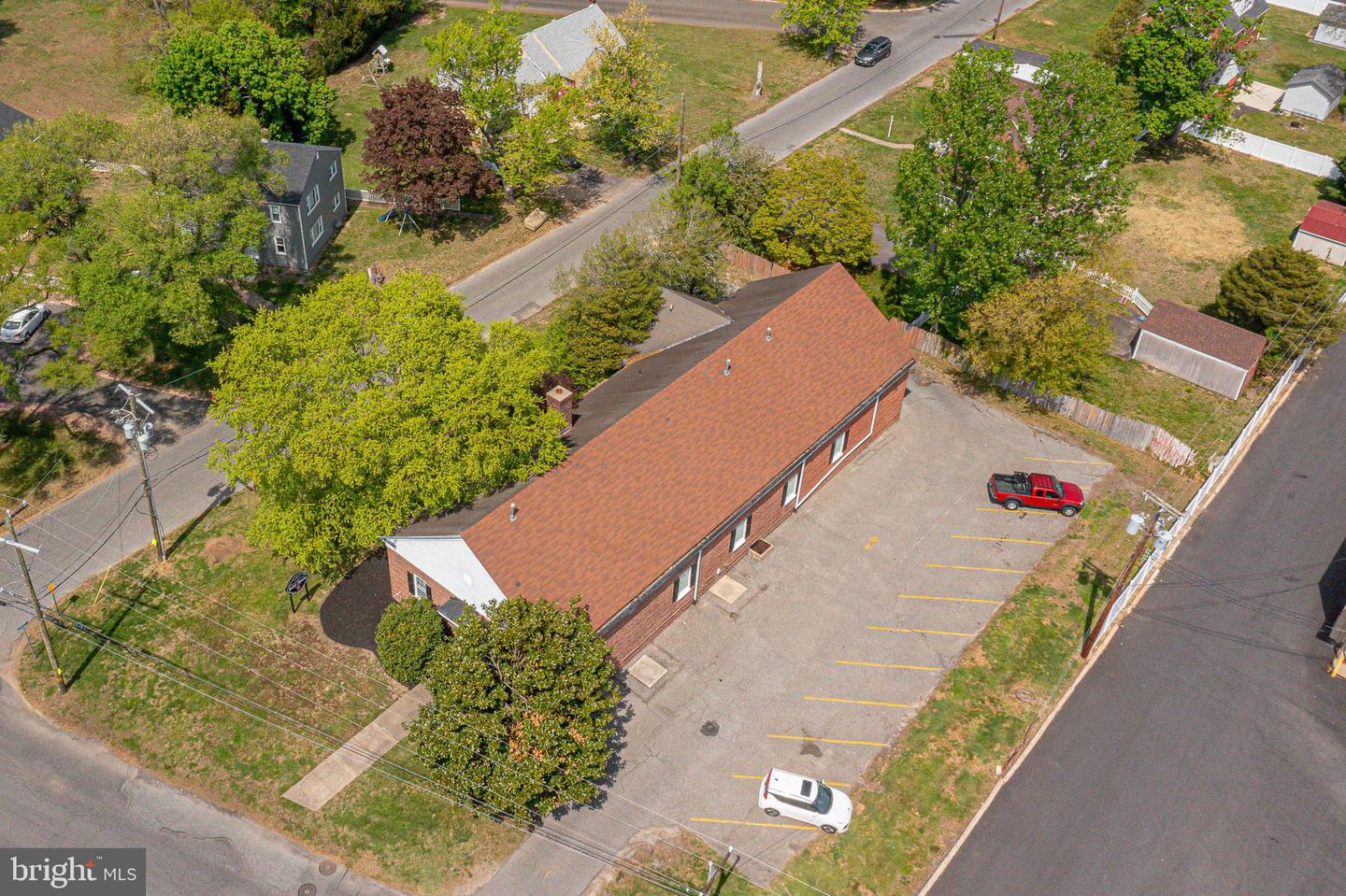 144 Clinton Ave Property Photo 14
