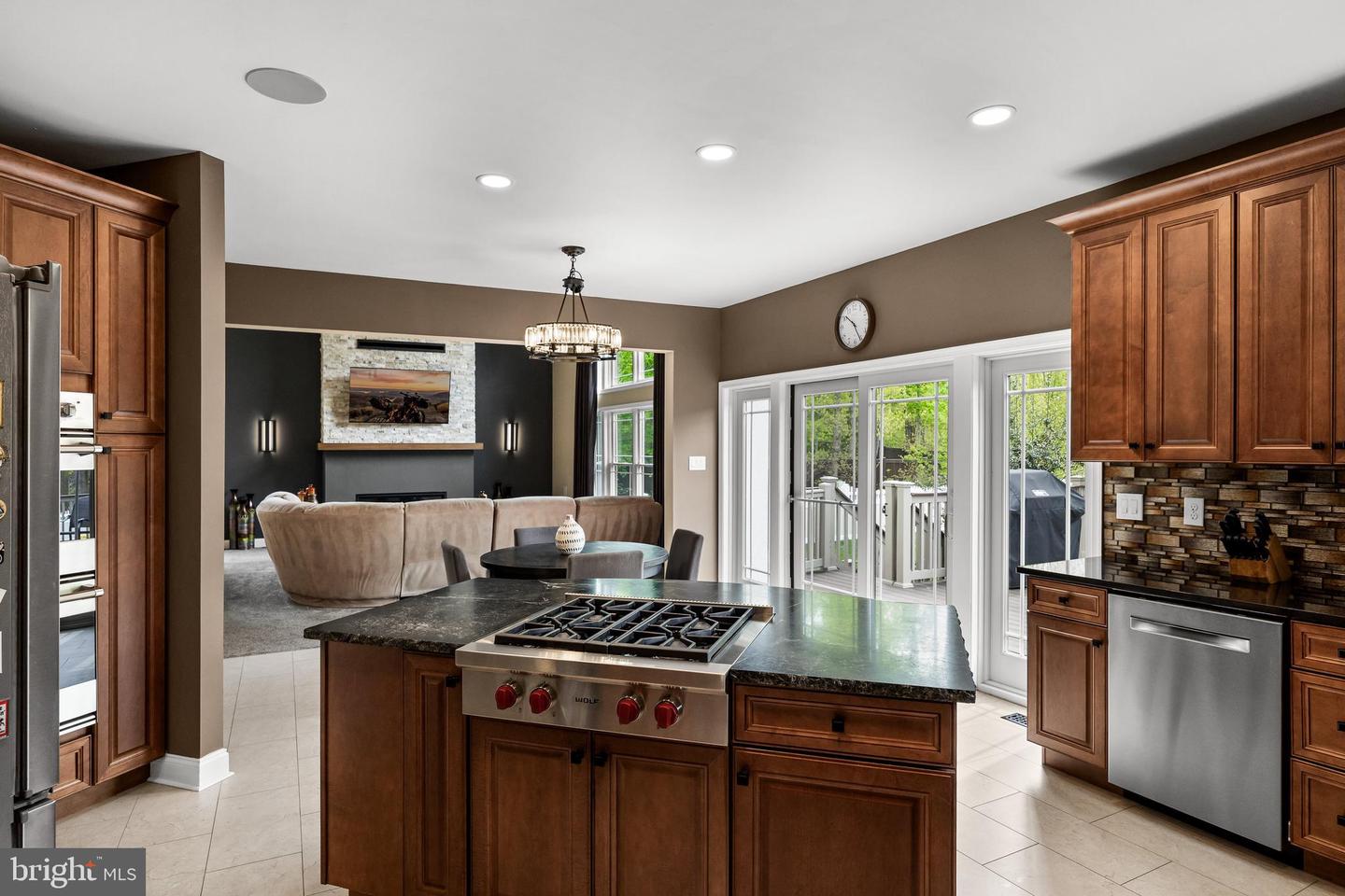 36 Winding Way Property Photo 10