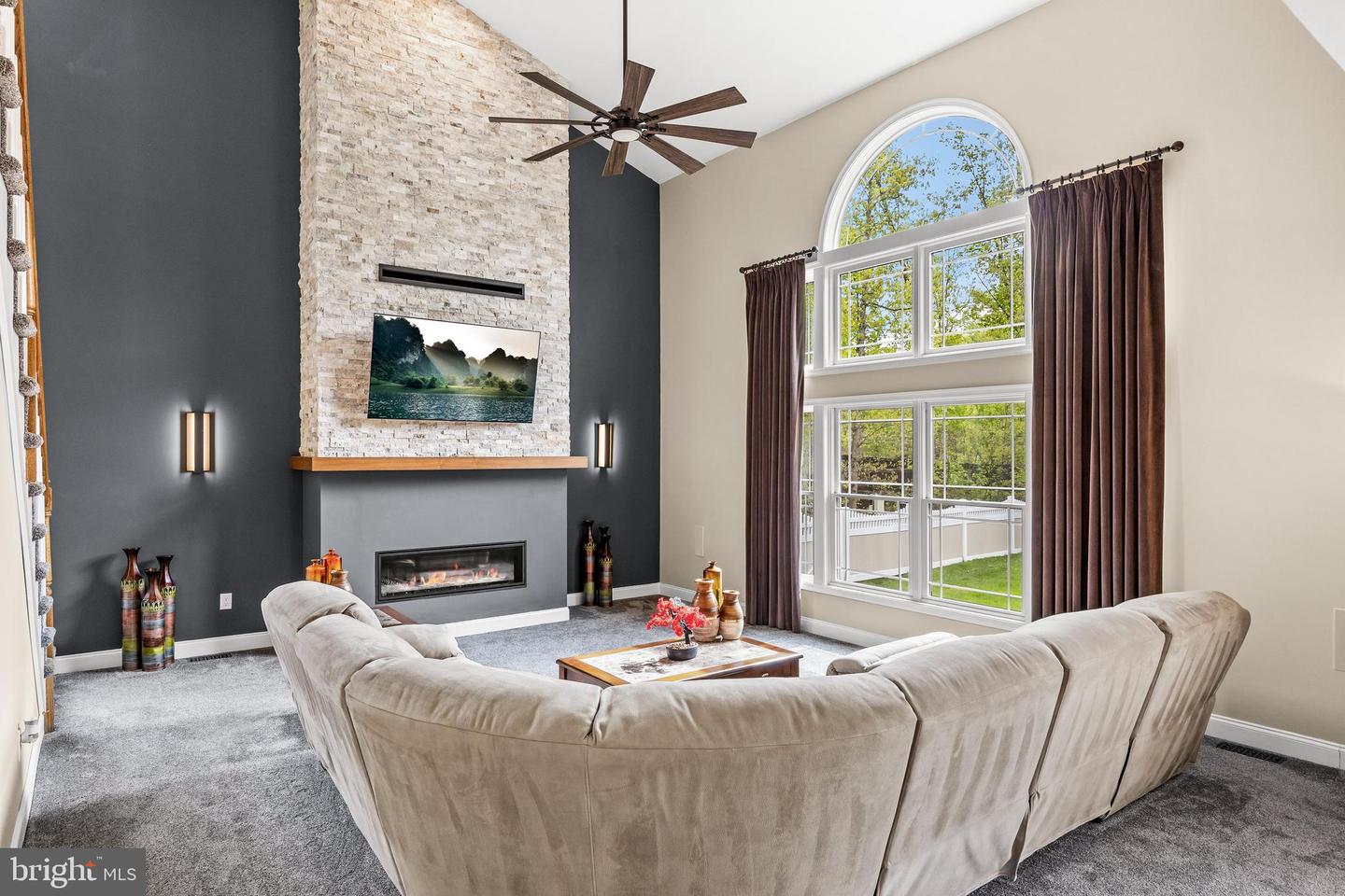36 Winding Way Property Photo 15
