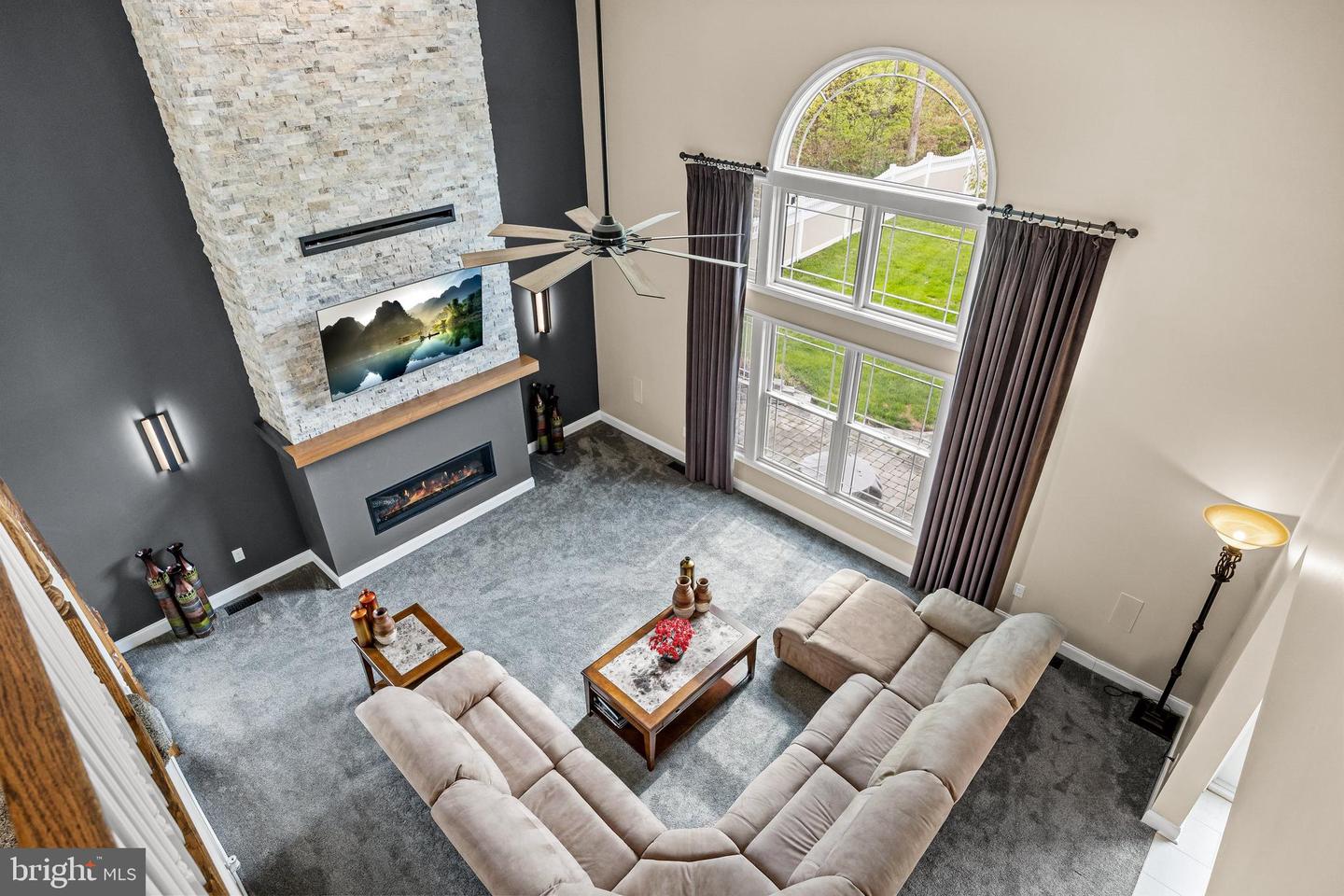 36 Winding Way Property Photo 16