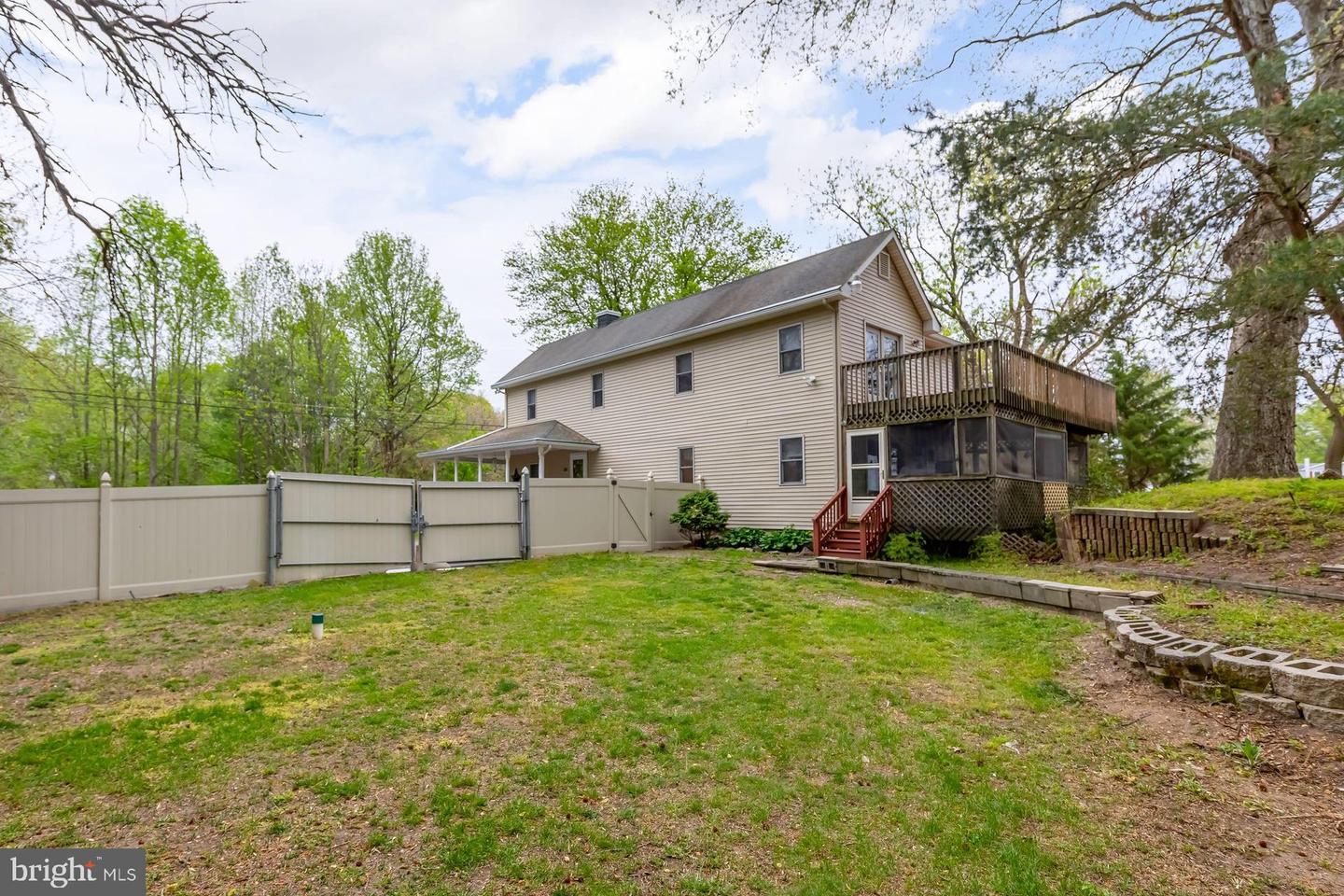 518 Hardingville Rd Property Photo 13