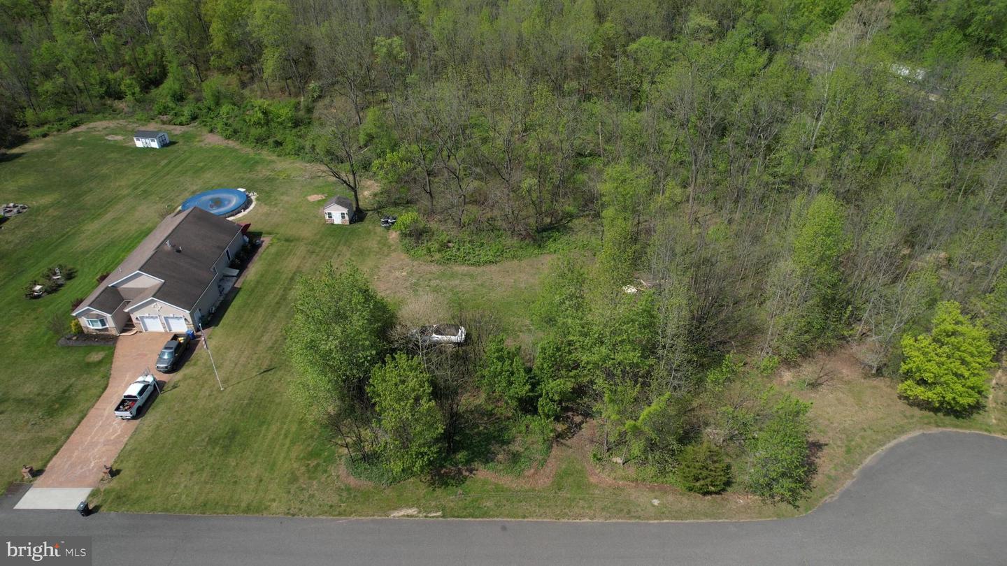 140 Winding Way Property Photo 1