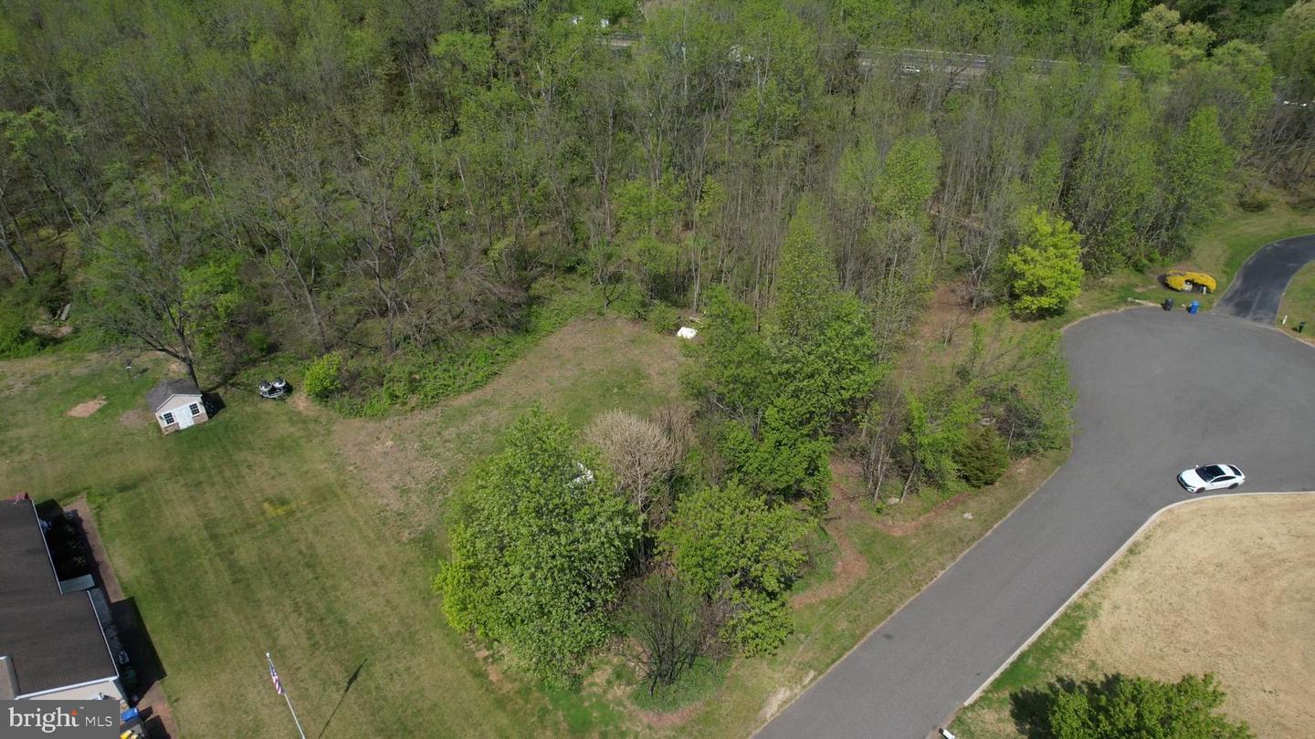 146 Winding Way Property Photo 11